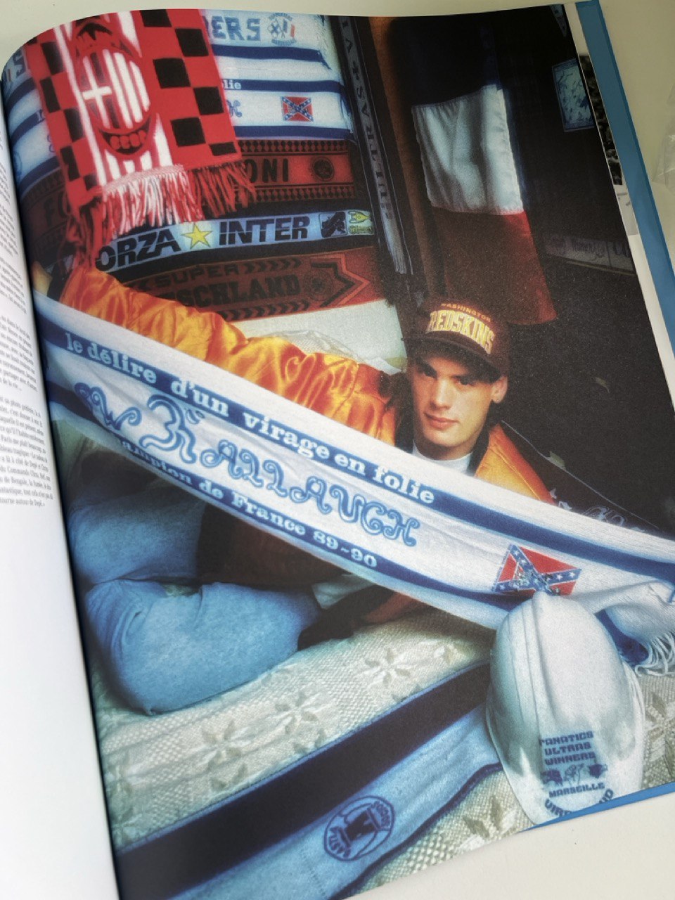 Virage Sud 1990/91 d'Alain Sauvan – un livre photo sur les ultras de Marseille